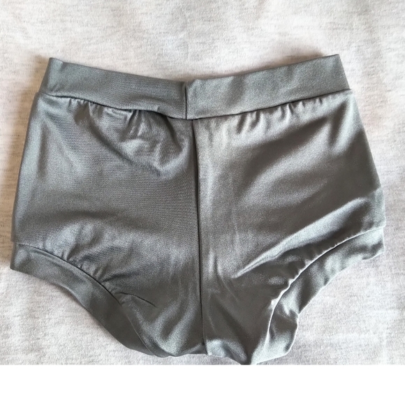 Second Skin Dallas Dance/Gymnastics Shorts - Picture 3 of 4